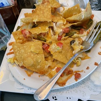 Mulligan's Restaurant & Pub - Nachos with no chicken - American Near Me - Manchester, Vermont Mulligan's Restaurant & Pub - Nachos with no chicken - American Near Me - Manchester, Vermont