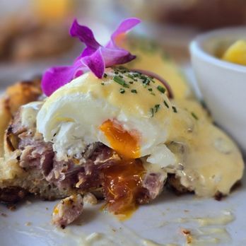 Island Lava Java - Fresh Fish Benedict - American Near Me - Kailua Kona, Hawaii Island Lava Java - Fresh Fish Benedict - American Near Me - Kailua Kona, Hawaii
