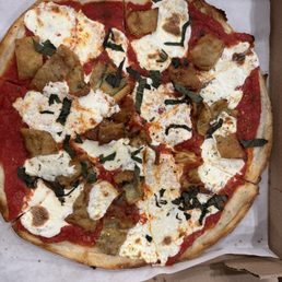 pizza with eggplant - really good!