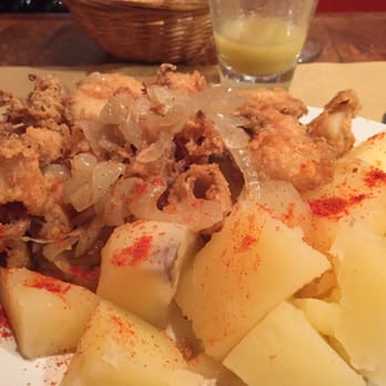 Tancat - Fried baby squids with potatoes and preprika - Spanish Near Me - Buenos Aires, C