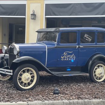 Ford's Garage - Burgers Near Me - Brandon, Florida Ford's Garage - Burgers Near Me - Brandon, Florida