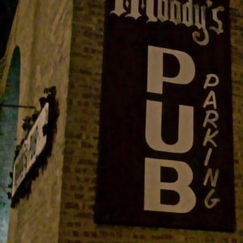 Moody's Pub - Pubs Near Me - Chicago, Illinois