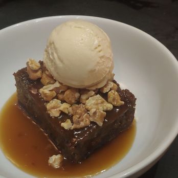 Crawford & Son - Sticky toffee pudding w/ rosemary-honey ice cream - New American Near Me - Raleigh, North Carolina