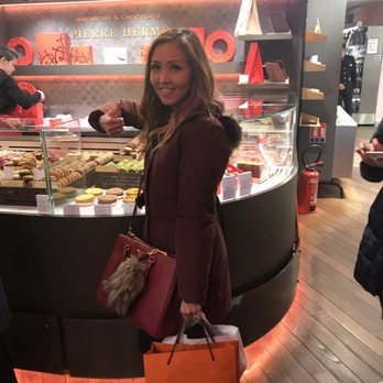 Pierre Hermé - Chocolatiers & Shops Near Me - Paris, 75