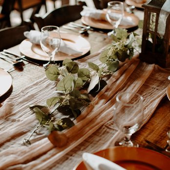 Beautiful Things - artificial eucalyptus vine for wedding table decor - Florists Near Me - Blairsville, Georgia Beautiful Things - artificial eucalyptus vine for wedding table decor - Florists Near Me - Blairsville, Georgia