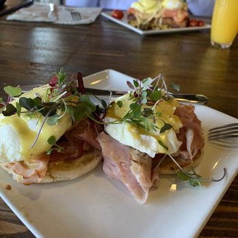 CRAFTkitchen - CK Eggs Benny - New American Near Me - Henderson, Nevada
