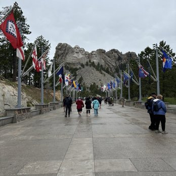 Mount Rushmore National Memorial - Landmarks & Historical Buildings Near Me - Keystone, South Dakota Mount Rushmore National Memorial - Landmarks & Historical Buildings Near Me - Keystone, South Dakota