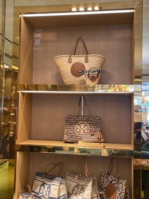 TORY BURCH - Updated August 2024 - 12 Reviews - 255 Greenwich Ave 