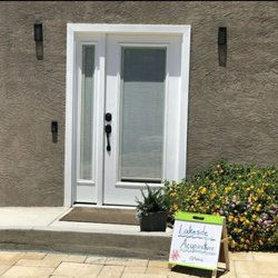 Lakeside Acupuncture - The main entrance into accupuncture room.