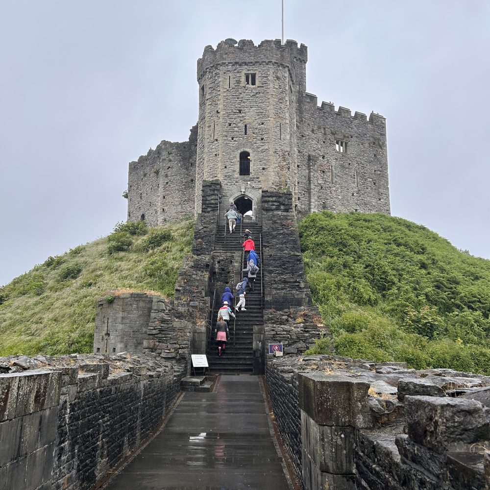 Cardiff Castle - Castles Near Me - Cardiff, CRF