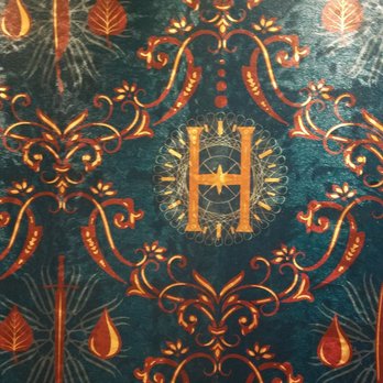 Curran - Wallpaper in the basement level. Full review here: https://bit.ly/3dafzjA - Performing Arts Near Me - San Francisco, California Curran - Wallpaper in the basement level. Full review here: https://bit.ly/3dafzjA - Performing Arts Near Me - San Francisco, California