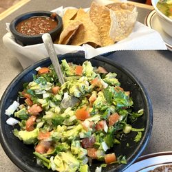 La Rosa De Michoacan Taqueria - Fresh guacamole