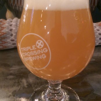 Triple Crossing Beer - Nectar and Knife pour - Breweries Near Me - Richmond, Virginia Triple Crossing Beer - Nectar and Knife pour - Breweries Near Me - Richmond, Virginia