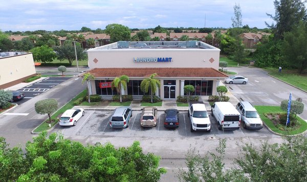 J&J Bubbles Laundromat by null