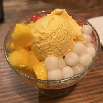 Mango Mango Dessert - Mango strawberry - Desserts Near Me - New York, New York Mango Mango Dessert - Mango strawberry - Desserts Near Me - New York, New York
