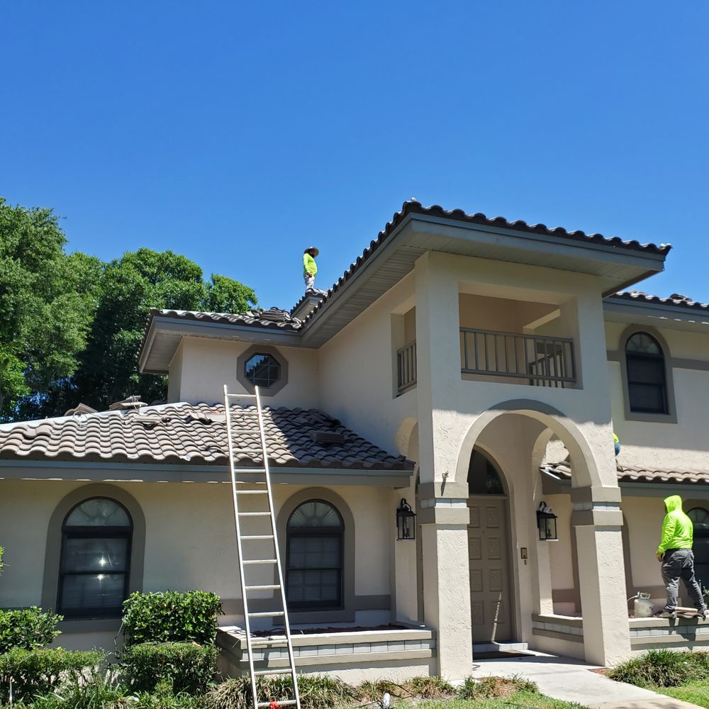 Slide of Rooftec Systems