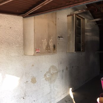 Nielsen Environmental - Garage before picture - General Contractors Near Me - Los Angeles, California