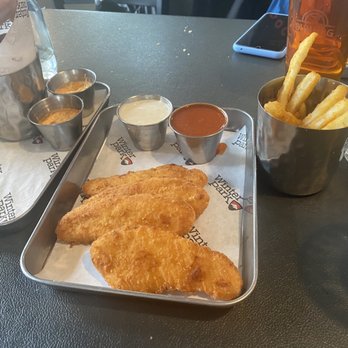 Doc's Roadhouse - Comfort Food Near Me - Winter Park, Colorado
