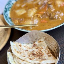 Massaman & Roti