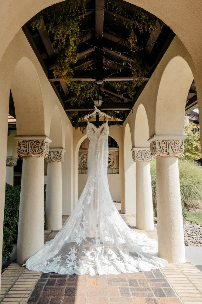 MARIA ANTONIETA BRIDAL Updated August 2024 48 Photos 120 Cressey