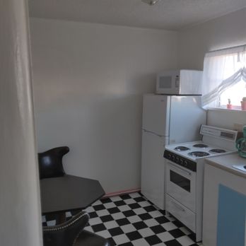 Brad's Desert Inn - Cute kitchen. - Hotels Near Me - Holbrook, Arizona Brad's Desert Inn - Cute kitchen. - Hotels Near Me - Holbrook, Arizona