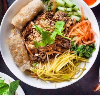 Lotus Vietnam - Bò bún est super bonne - Vietnamese Near Me - Paris, 75 Lotus Vietnam - Bò bún est super bonne - Vietnamese Near Me - Paris, 75