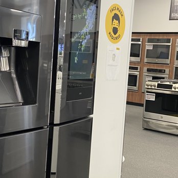 Howard's - Mask required - Appliances Near Me - Covina, California