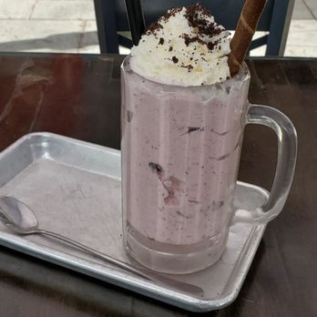Burger Bench - Strawberry Oreo Cookie Shake (off menu) - American Near Me - Escondido, California
