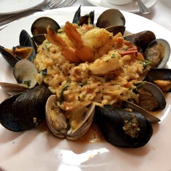 Cafe Santorini - Red Red Curry Risotto with Seafood - Italian Near Me - Pasadena, California Cafe Santorini - Red Red Curry Risotto with Seafood - Italian Near Me - Pasadena, California