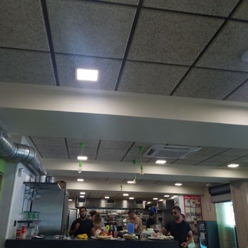 Pizza y Pasta - The pizza and pasta was great! This is my third time here and the food has been constantly great! - Pizza Near Me - Rota, California