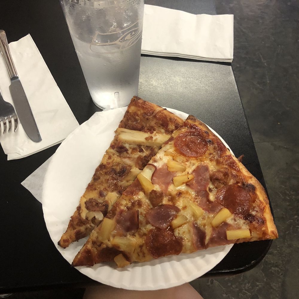 Sweet Basil Pizzeria - barbecue and luau pizza - Pizza Near Me - Walla Walla, Washington Sweet Basil Pizzeria - barbecue and luau pizza - Pizza Near Me - Walla Walla, Washington