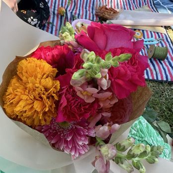 Field To Jar - Floral Designers Near Me