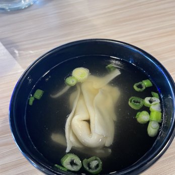 Linh's Bistro - Vietnamese Near Me - Dayton, Ohio