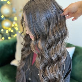 Akalonnie Salon - Natural-looking balayage - Hair Stylists Near Me - Katy, Texas Akalonnie Salon - Natural-looking balayage - Hair Stylists Near Me - Katy, Texas