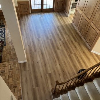 Fremont Tile & Carpet - dining room - Flooring Near Me - Fremont, California