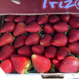 Gorgeous and super delicious half flat of strawberries. Soooo yummy!