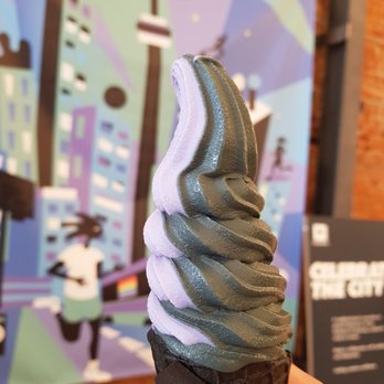 iHalo Krunch - Ice Cream & Frozen Yogurt Near Me - Toronto, Ontario iHalo Krunch - Ice Cream & Frozen Yogurt Near Me - Toronto, Ontario