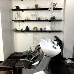 Flutter and Honey - Inside Flirt Urban Salon