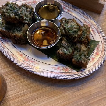 Khom Loi - Chive dumplings - Thai Near Me - Sebastopol, California