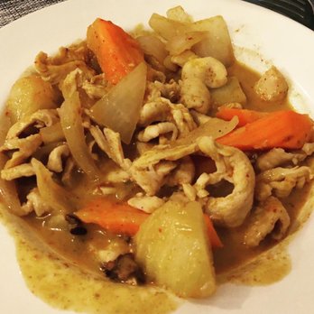 Lanna Thai Cuisine - Massaman curry - Thai Near Me - Williamsburg, Virginia