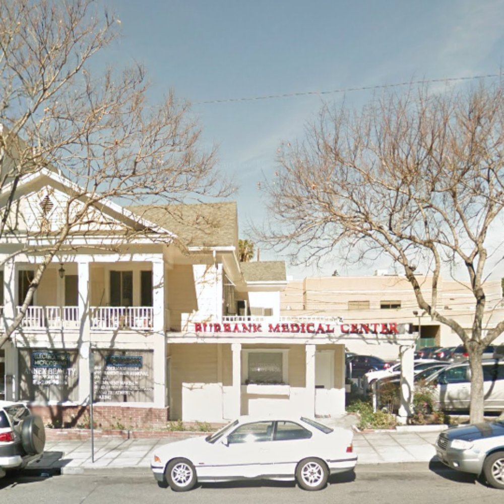 Rivera Robert, MD - Dr Robert Rivera's office in Burbank. The other photo is incorrect - Internal Medicine Near Me - Burbank, California Rivera Robert, MD - Dr Robert Rivera's office in Burbank. The other photo is incorrect - Internal Medicine Near Me - Burbank, California