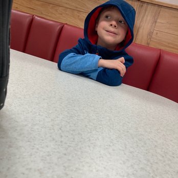 Chuck E. Cheese - Tables. - Pizza Near Me - Syracuse, New York Chuck E. Cheese - Tables. - Pizza Near Me - Syracuse, New York