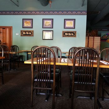 Dee Thai Restaurant - Thai Near Me - Alpharetta, Georgia