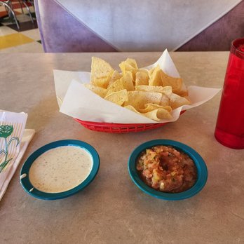 Chuy's - Creamy jalapeño, salsa & chips - Mexican Near Me - Addison, Texas