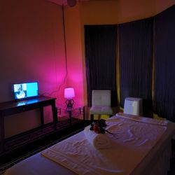 Enjoy the good life. Enjoy an Asian massage