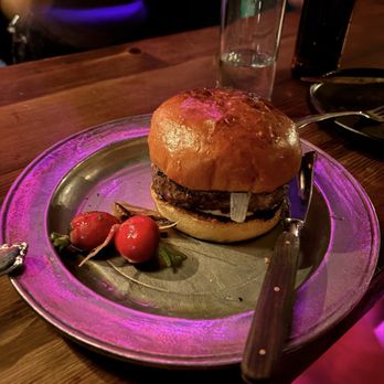 Warlord - Dry-aged burger - Specialty Food Near Me - Chicago, Illinois