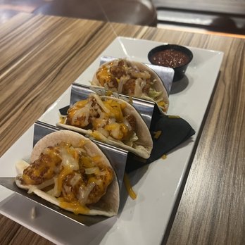 810 Entertainment - Bang Bang Shrimp Tacos - Sports Bars Near Me - Phoenix, Arizona