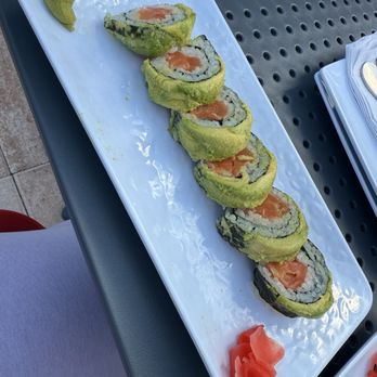 Rock N Roll Sushi - Salmon avocado roll - Sushi Bars Near Me - Apollo Beach, Florida Rock N Roll Sushi - Salmon avocado roll - Sushi Bars Near Me - Apollo Beach, Florida