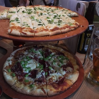Bear Street Tavern - Cheese bread and the bison - Pizza Near Me - Banff, Alberta Bear Street Tavern - Cheese bread and the bison - Pizza Near Me - Banff, Alberta