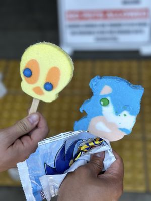 Do they have a good selection of pokemon cards there?  Frank & Son  Collectible Show